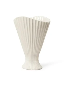Fountain Vase 20 fra Ferm Living