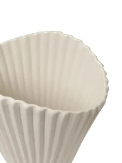 Fountain Vase fra Ferm Living