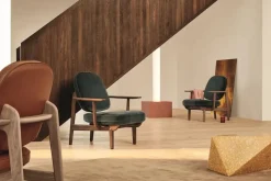 Fred Lænestol, olieret eg fra Fritz Hansen