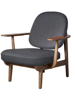 Fred Lænestol, valnødfarvet eg fra Fritz Hansen