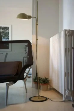 Funiculi standerlampe fra Marset