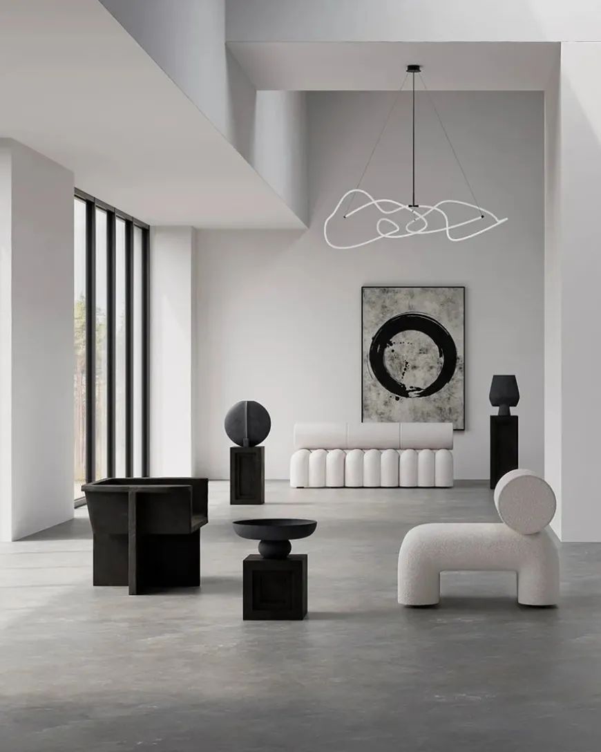 Ghost Chandelier, Big, Burned Black fra 101 Copenhagen