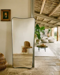 Gio Ponti F. A. 33 Spejl 80 fra GUBI