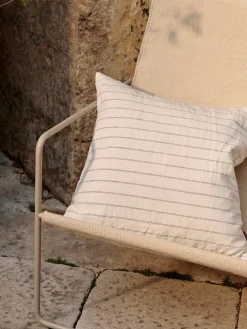 Grand Cushion, offwhite/chocolate fra Ferm Living