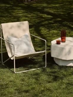 Grand Cushion, offwhite/chocolate fra Ferm Living