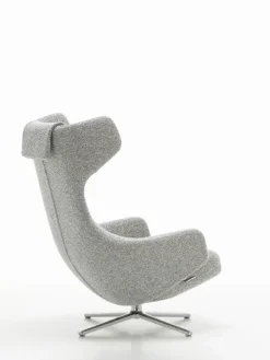 Grand Repos Lænestol, cream/dark brown fra Vitra