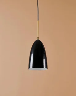 Gräshoppa pendel fra GUBI