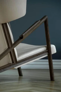 Græshoppestolen af Finn Juhl