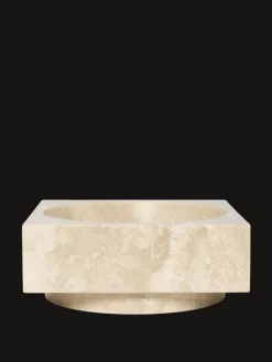 Hew high centrepiece, travertin fra Ferm Living