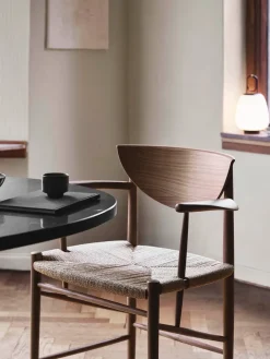 HM4 Drawn spisebordsstol af Hvidt & Mølgaard