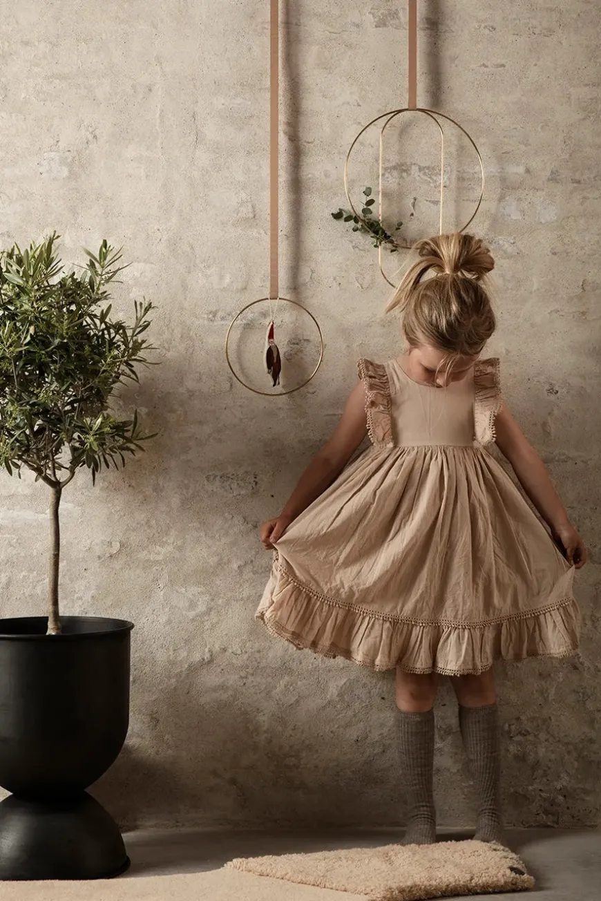 Hourglass Pot, cashmere fra Ferm Living