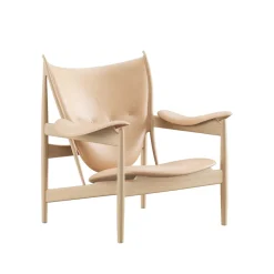 Høvdingestol, eg klar olie af Finn Juhl