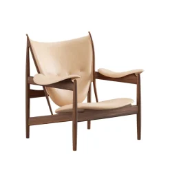 Høvdingestol, eg olie af Finn Juhl