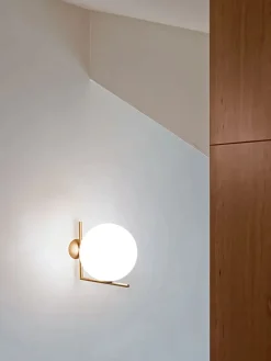 IC loft-/væglampe 1 fra Flos