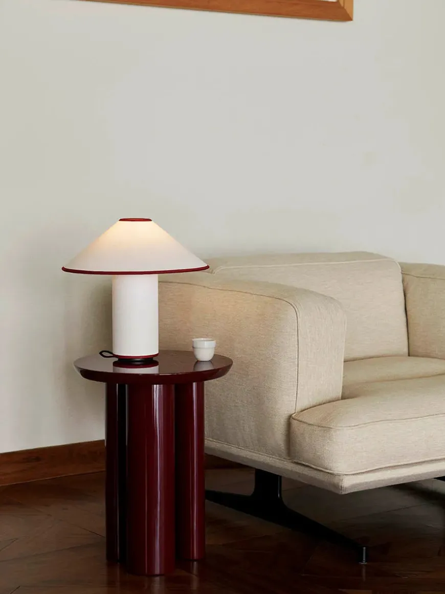 Inland AV21 Lounge Chair fra &Tradition