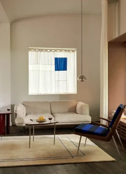 Inland AV22 sofa fra &Tradition