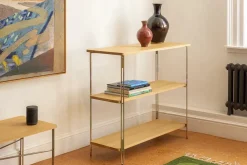 Inline Floor Shelving fra Nine