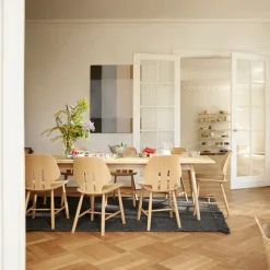 J67 spisebordsstol, lakeret eg fra FDB Møbler