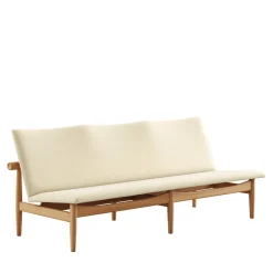 Japan 3 pers. sofa, eg klar olie af Finn Juhl