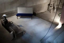 Japan 2 pers. sofa, eg klar olie af Finn Juhl