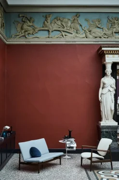 Japan 2 pers. sofa, valnød af Finn Juhl