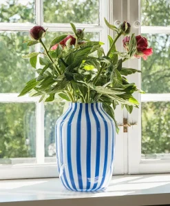 Juice Vase Wide, yellow fra Hay