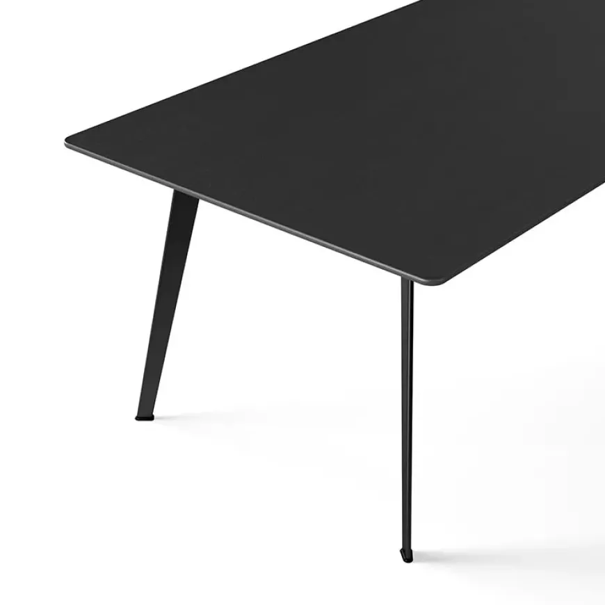 JW2090 bord fra Montana