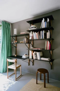 Kaari Wall Shelf, 200x113 cm fra Artek