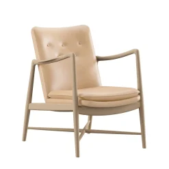 Kaminstolen, eg olie af Finn Juhl