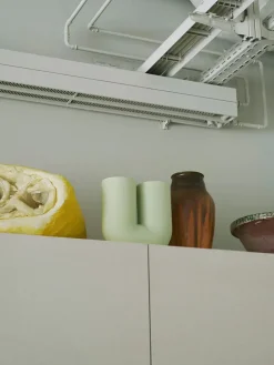 Kink Vase, light blue fra Muuto