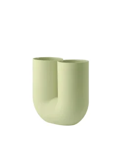 Kink Vase, light green fra Muuto