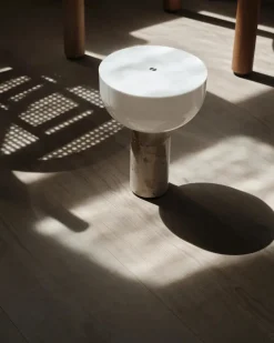 Kizu Portable, Kunis Breccia Marble fra New Works