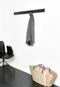 KNAX knagerække med fire knager fra LoCa