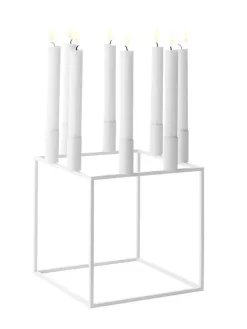 Kubus 8 Lysestage, hvid fra Audo Copenhagen