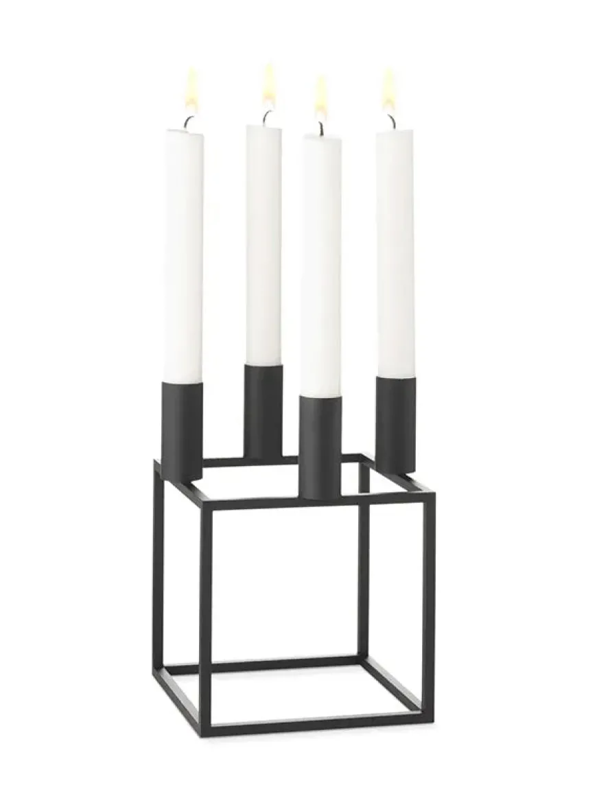 Kubus 4 Lysestage, ivory fra Audo Copenhagen