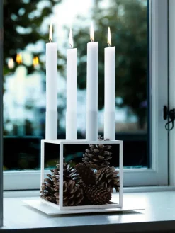 Kubus 4 Lysestage, olive fra Audo Copenhagen