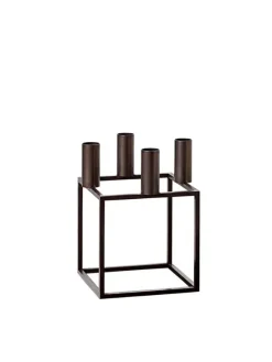 Kubus 4 Lysestage, olive fra Audo Copenhagen