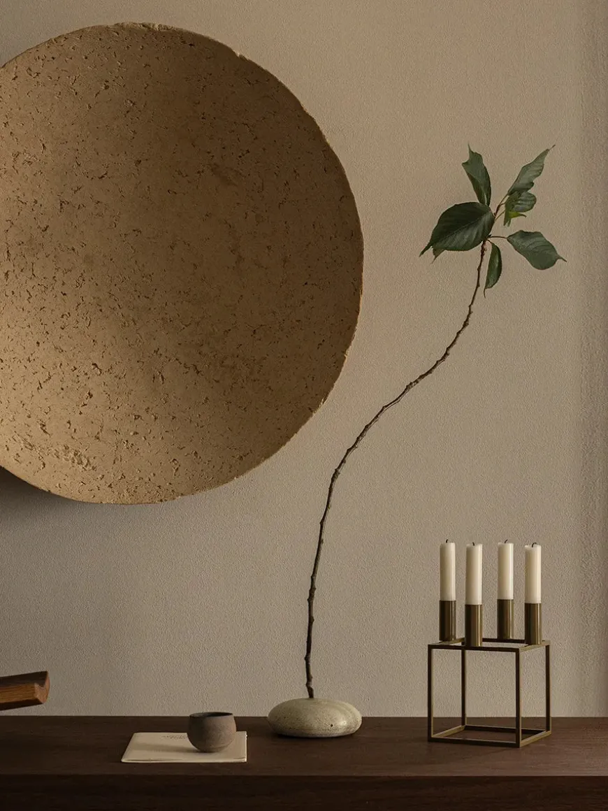 Kubus 4 Lysestage, sort fra Audo Copenhagen