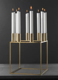 Kubus 8 Lysestage, sort fra Audo Copenhagen