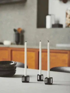 Kubus Micro lysestager, guldbelagt fra Audo Copenhagen