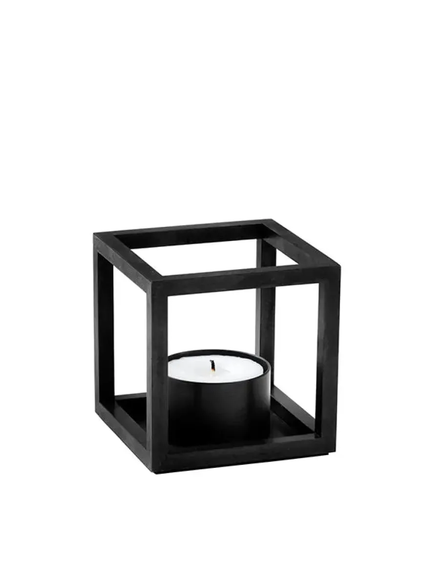 Kubus T Lysestage, hvid fra Audo Copenhagen