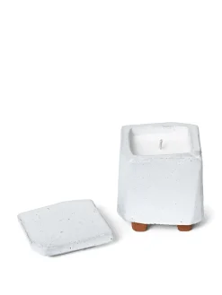 Kurinu Scented Candle fra Ferm Living