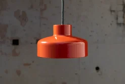 Lacquer pendant small, black fra Nine