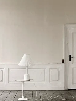 Lille Esben Klint bordlampe fra Lyngby Porcelæn