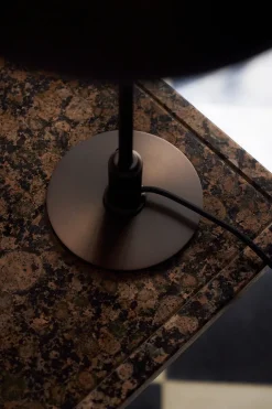 Limited Edition 2025 PH 3/2 Bordlampe fra Louis Poulsen