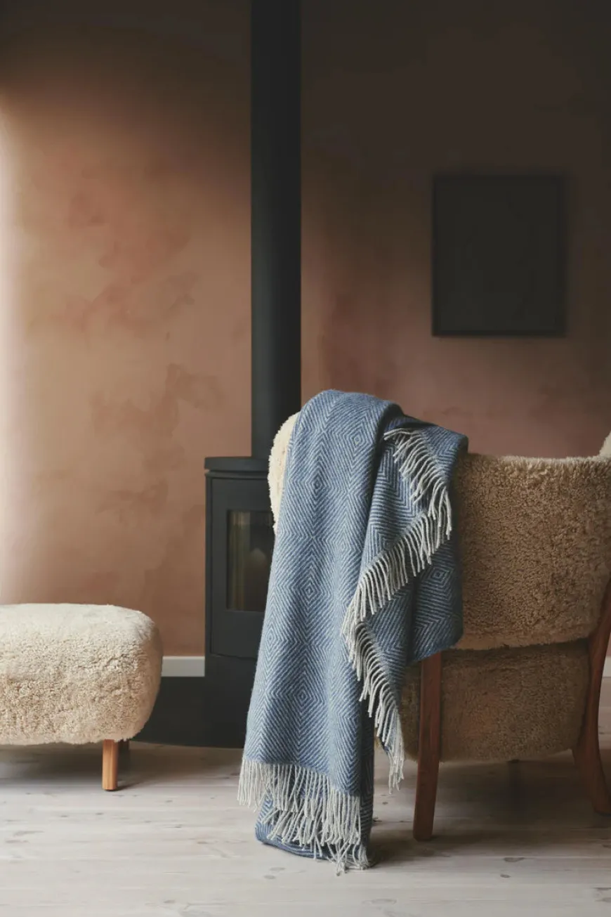 Livø Plaid, rosewood fra Silkeborg Uldspinderi