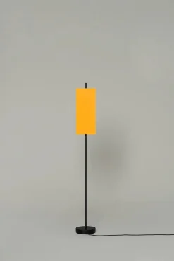 Lámina Dorada 45 Gulvlampe fra Santa and Cole