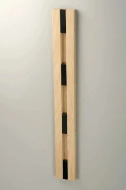 Lodret KNAX knagerække fra LoCa