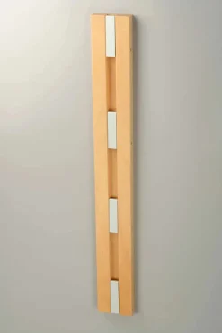 Lodret KNAX knagerække fra LoCa