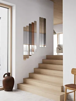 Logs Mirror, 5 mirrors fra Woud